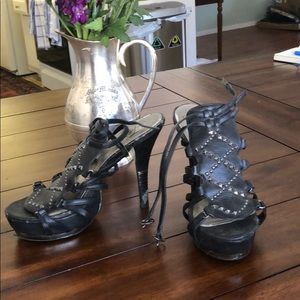 FERGIE black heels size 7.5